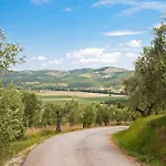 Lovely In Castiglione Del *