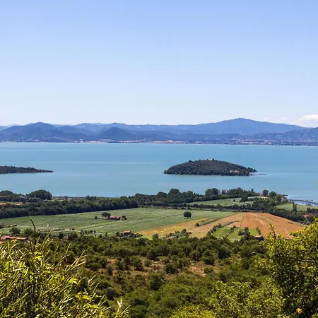 Lovely In Castiglione Del Сasa de vacaciones