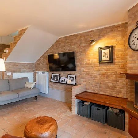 Сasa de vacaciones Lovely In Castiglione Del *