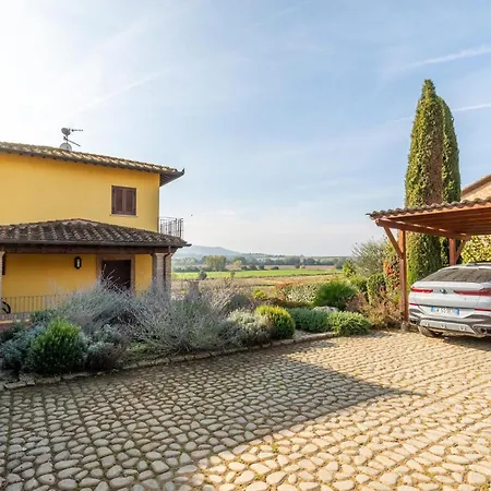 Сasa de vacaciones Lovely In Castiglione Del *