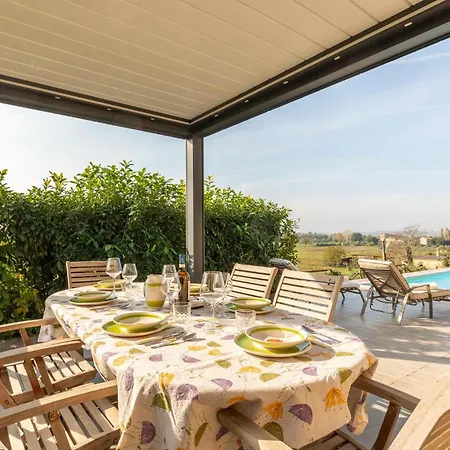 Lovely In Castiglione Del *