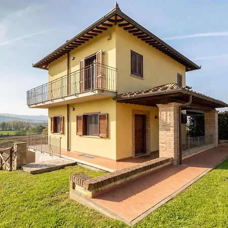 Lovely In Castiglione Del Nyaraló