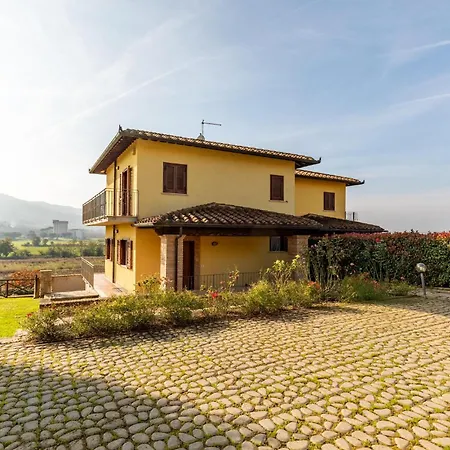 Lovely In Castiglione Del Nyaraló *